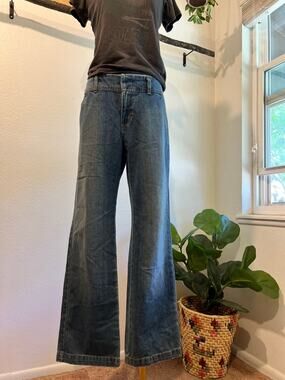 Y2K Old Navy Dark Wash Denim Just Below the Waist Flared Jeans Size 10 2002